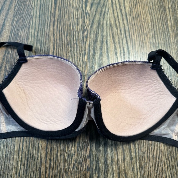 Victoria’s Secret lace dream angels lined Demi bra size 34C - Picture 4 of 5